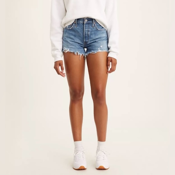 Levi’s 501 Shorts - Picture 1 of 5